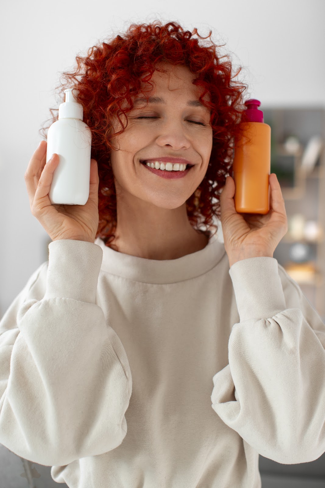 Cabelos coloridos: quais shampoos e tratamentos ajudam a preservar a cor?